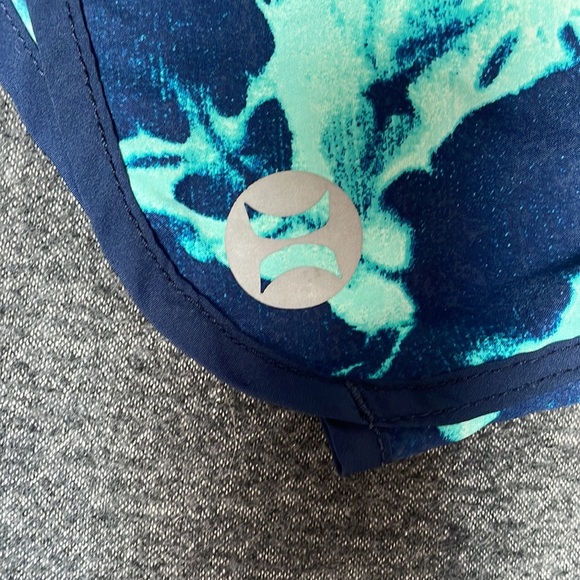 Hurley size S blue and teal shorts. - Picture 2 of 7